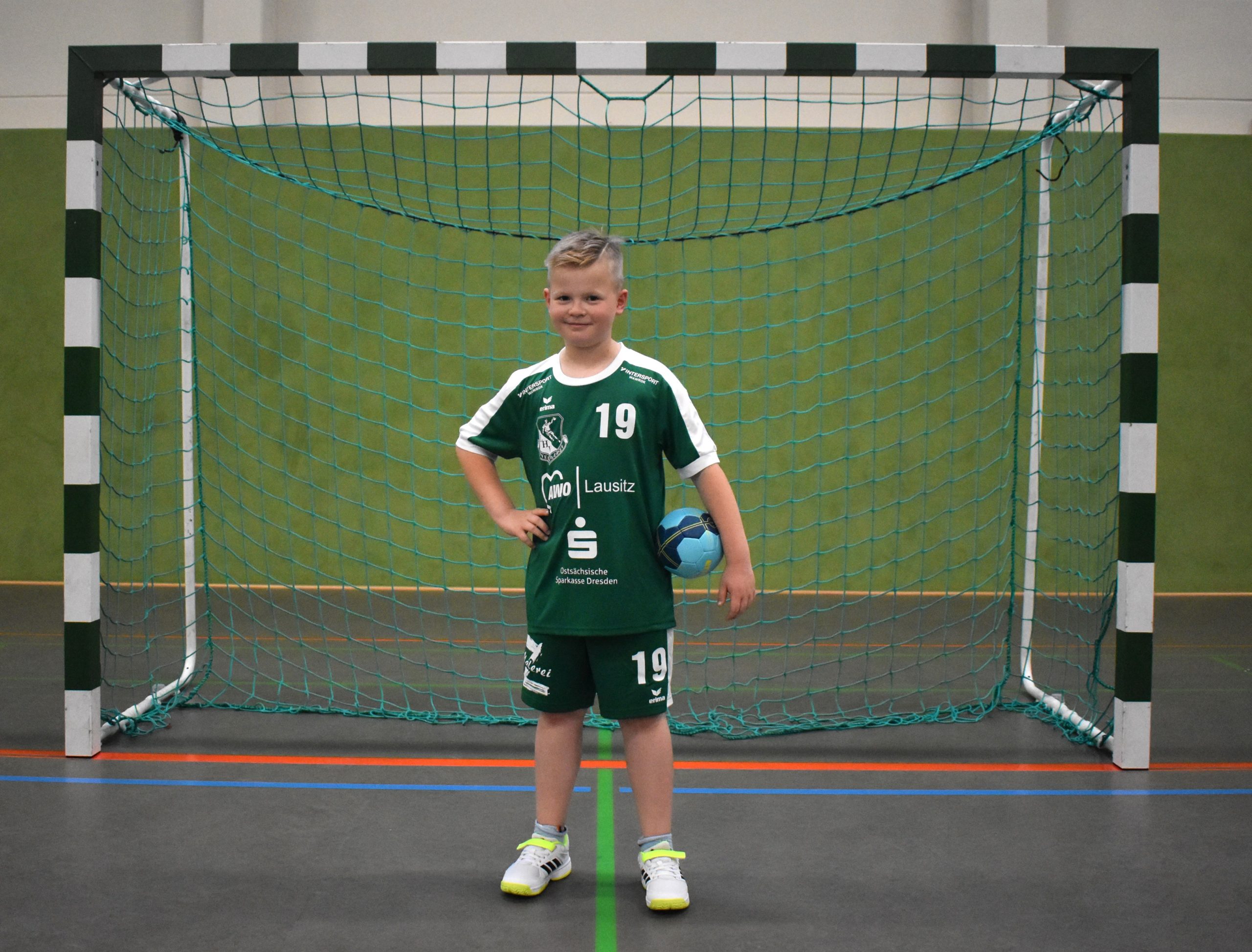 https://lhv-hoyerswerda.de/wp-content/uploads/2025/10/Aaron-S-scaled.jpg