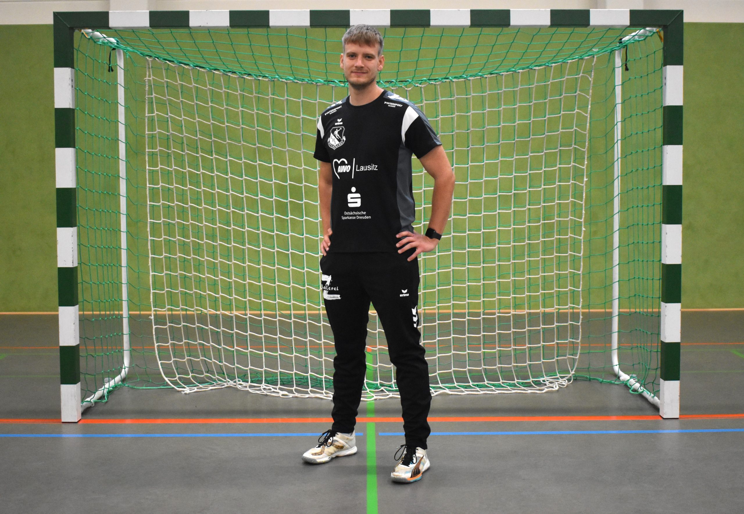https://lhv-hoyerswerda.de/wp-content/uploads/2025/10/Ben-K-scaled.jpg