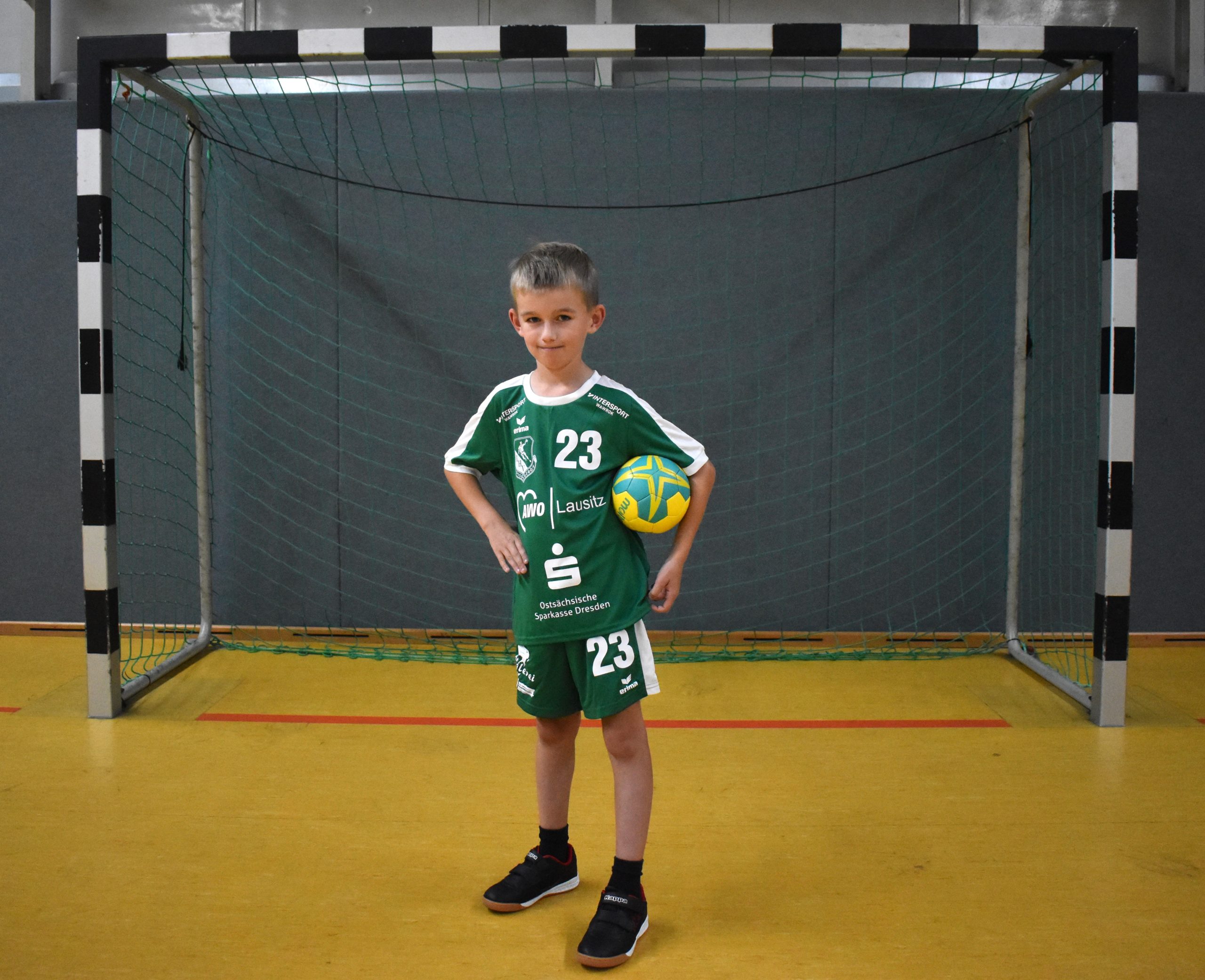 https://lhv-hoyerswerda.de/wp-content/uploads/2025/10/Bennet-scaled.jpg