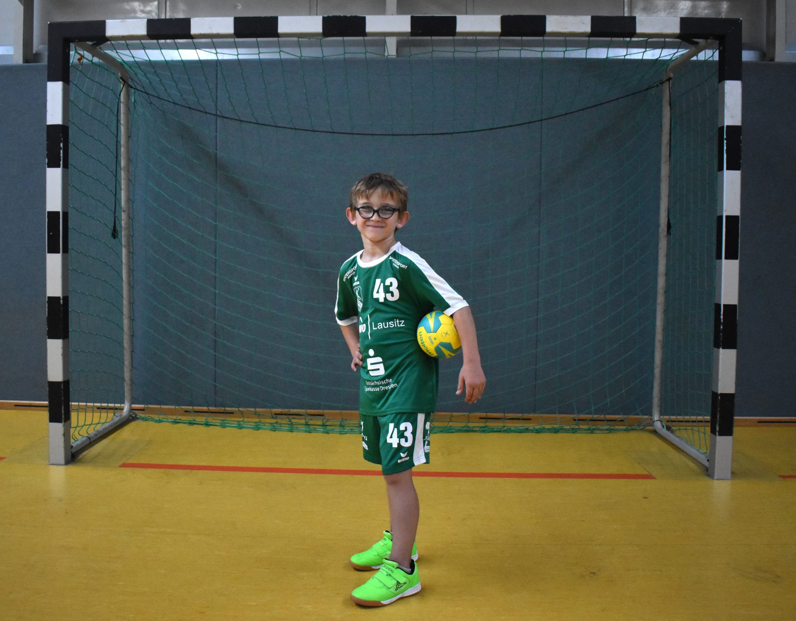 https://lhv-hoyerswerda.de/wp-content/uploads/2025/10/Leon-1-scaled.jpg