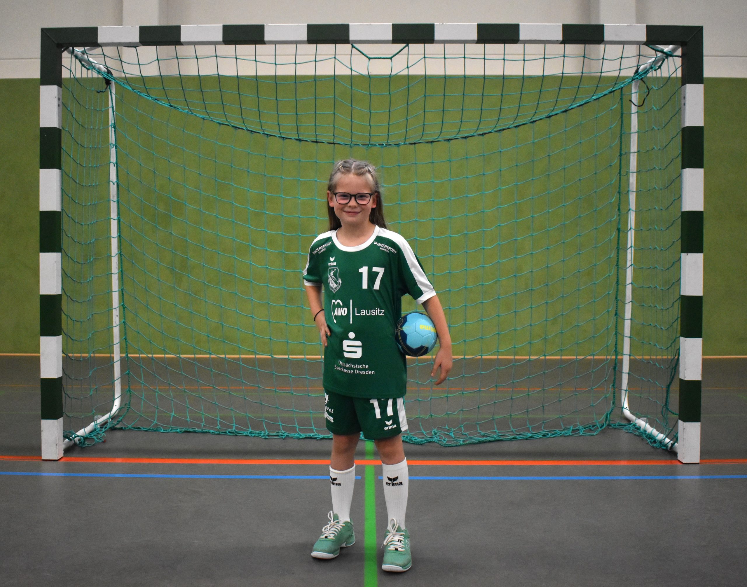 https://lhv-hoyerswerda.de/wp-content/uploads/2025/10/Nele-scaled.jpg