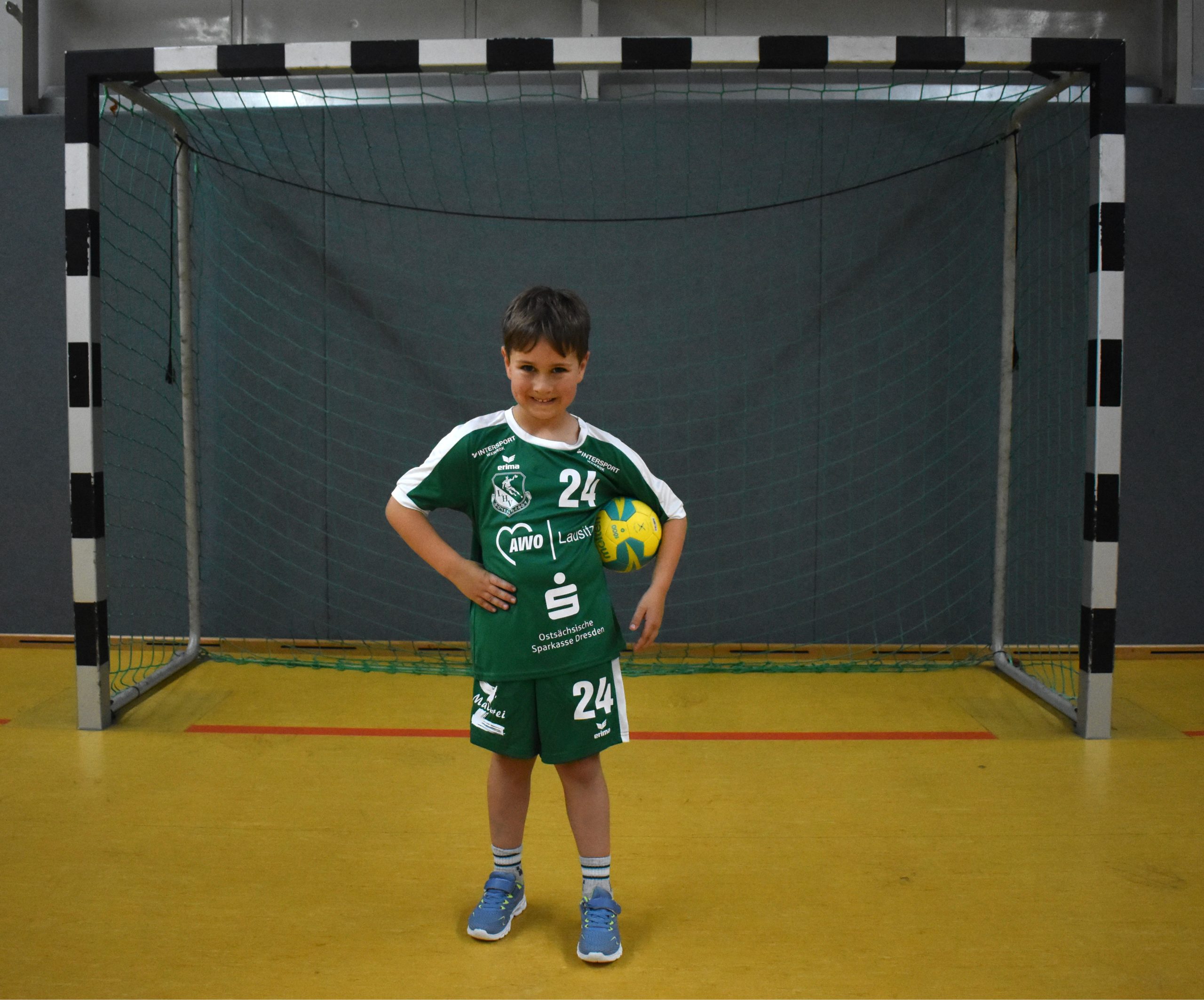 https://lhv-hoyerswerda.de/wp-content/uploads/2025/10/Valentin-1-scaled.jpg