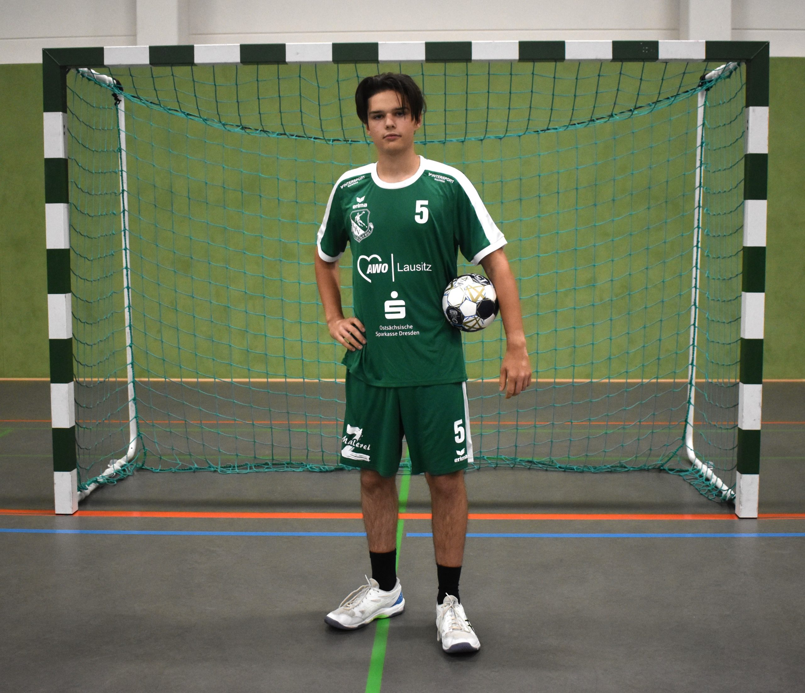https://lhv-hoyerswerda.de/wp-content/uploads/2025/10/nico-scaled.jpg