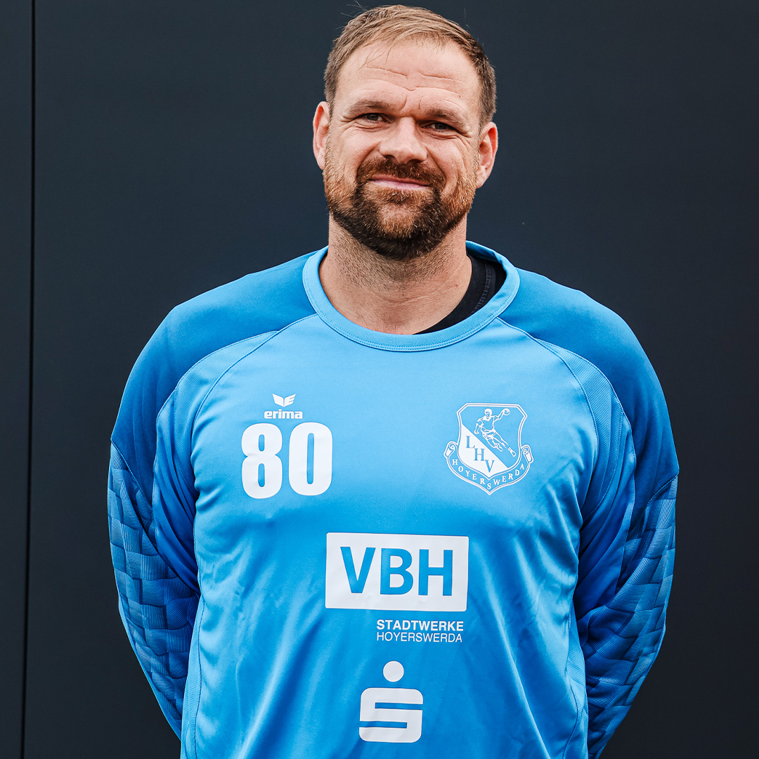 https://lhv-hoyerswerda.de/wp-content/uploads/2026/09/Henry-Quadrat.png